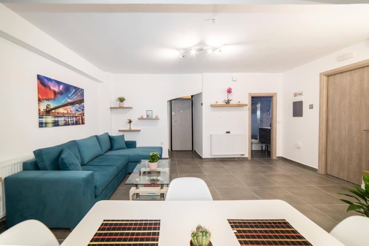 Brand New Aprt With Backyard In Lycabettus Hill ! Apartment *