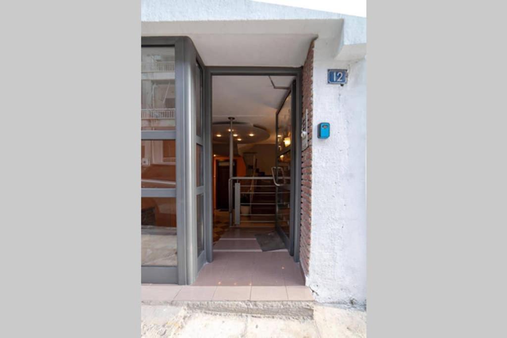 Apartment Brand New Aprt With Backyard In Lycabettus Hill ! Athens